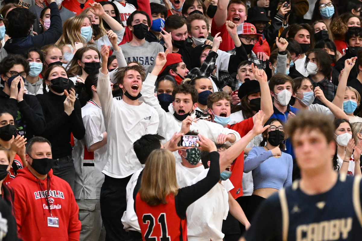 Lincoln Canby boys basketball Leon Neuschwander 50